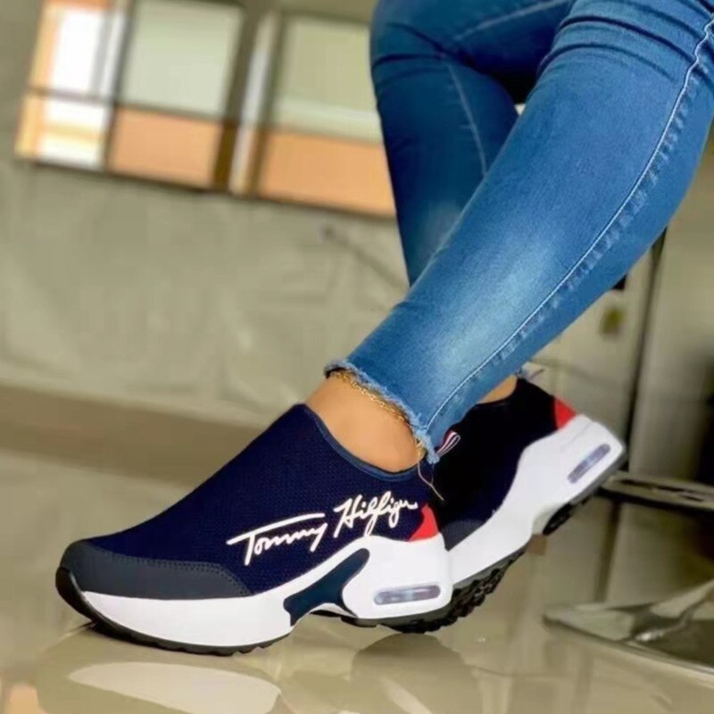 Casual Breathable Ladies Walking Sneakers Flat Women Shoes