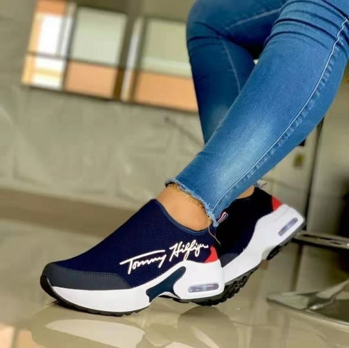 Casual Breathable Ladies Walking Sneakers Flat Women Shoes